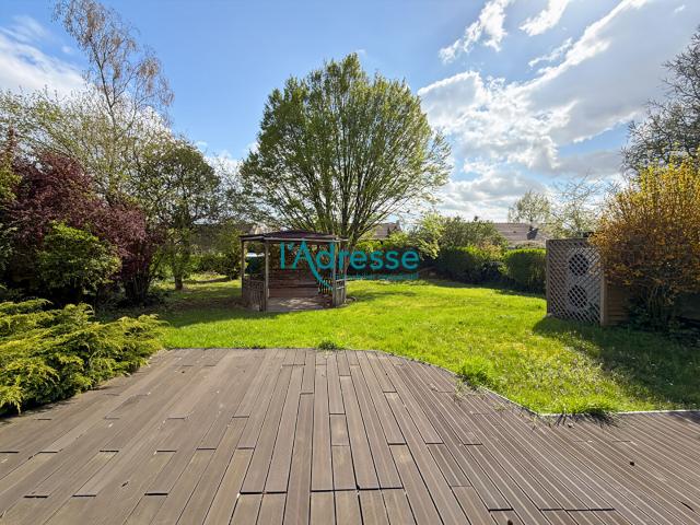 Maison 8 pièces, 142 m² à louer à Oinville sur Montcient 78250