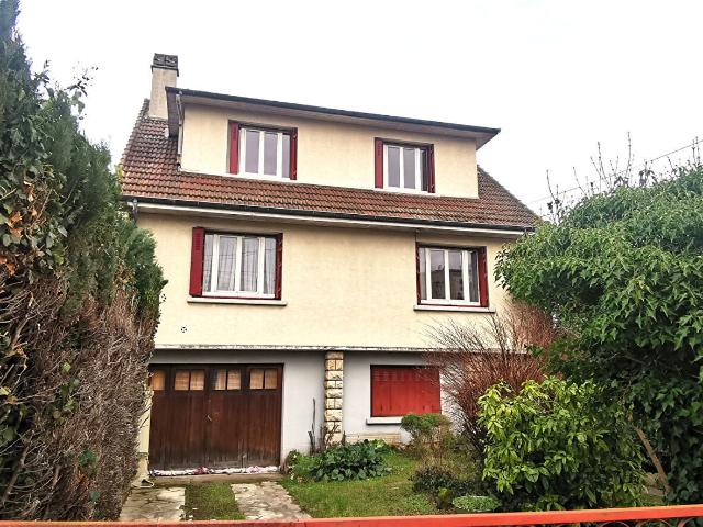 Maison 8 pièces 143 m²
