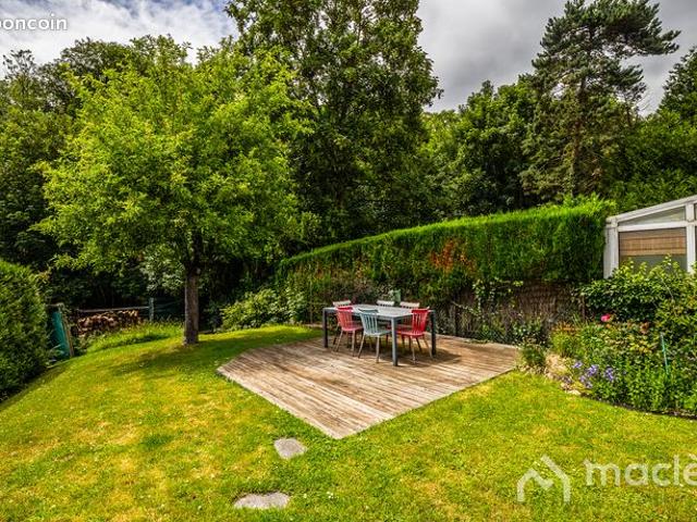 Maison 8 pièces 143 m²