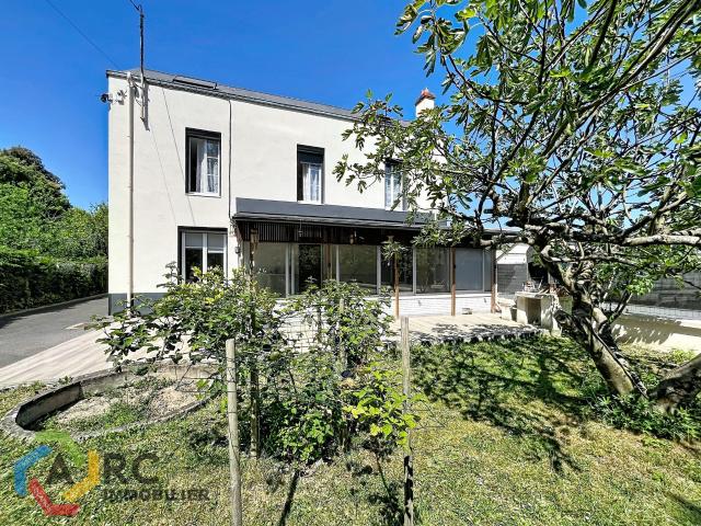Maison 8 pièces 154 m²