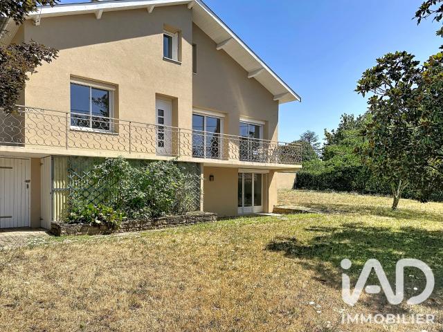 Maison 8 pièces 154 m²