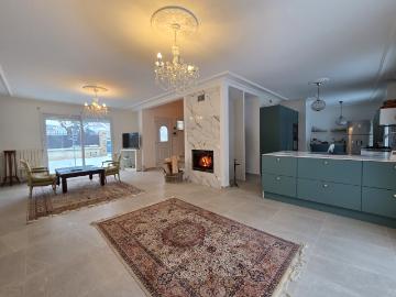 Maison 8 pièces 154 m²