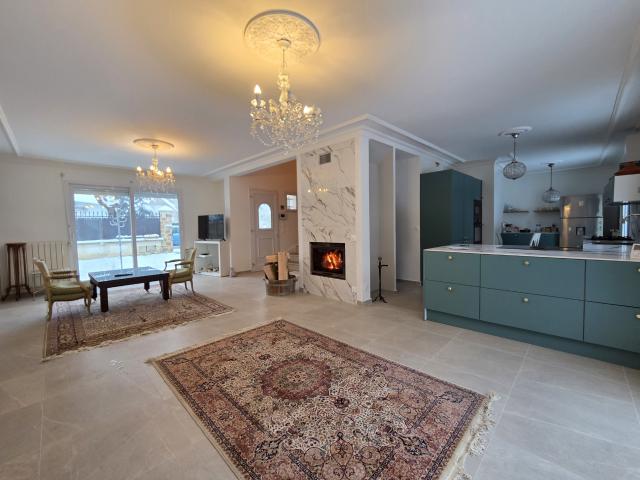 Maison 8 pièces 154 m²