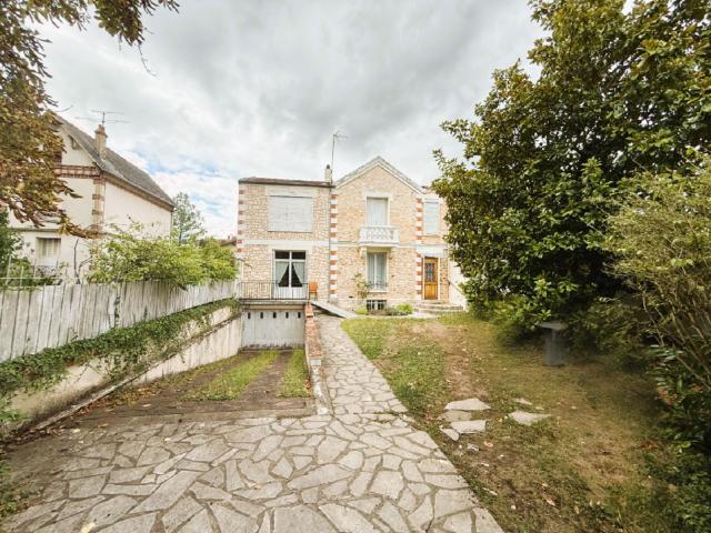 Maison 8 pièces 155 m²