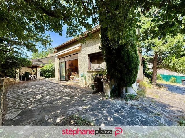 Maison 8 pièces 156 m²