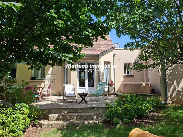 Maison 8 pièces 156 m²