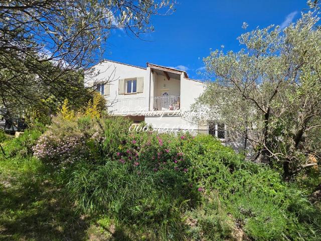 Maison 8 pièces 156 m²