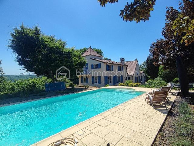 Maison 8 pièces 157 m²
