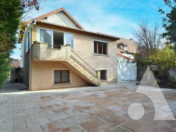 Maison 8 pièces 157 m²