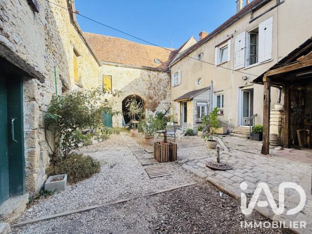 Maison 8 pièces 157 m²