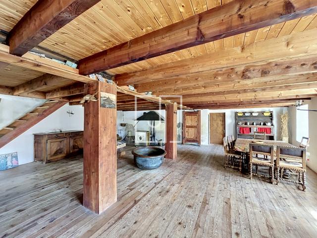 Maison 8 pièces 158 m²