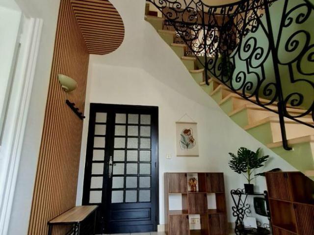 Maison 8 pièces 159 m²