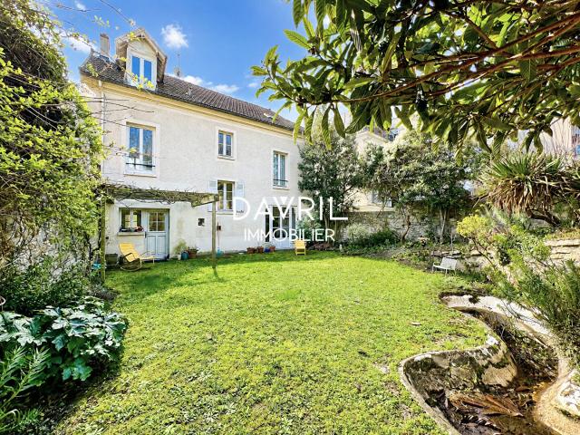 Maison 8 pièces 159 m²