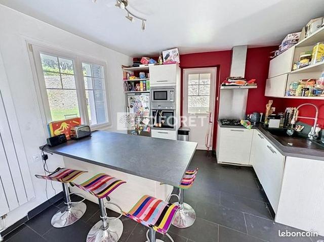 Maison 8 pièces 150 m²