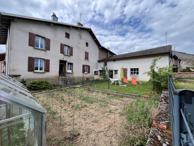 Maison 8 pièces 150 m²