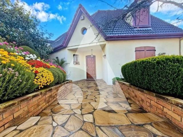 Maison 8 pièces 150 m²