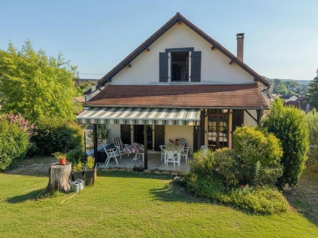 Maison 8 pièces 150 m²