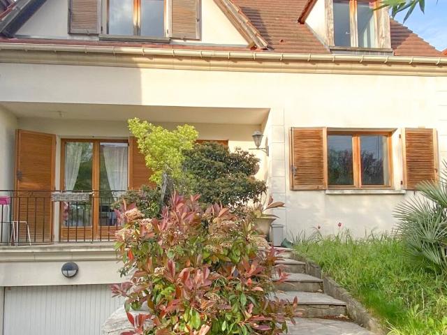 Maison 8 pièces 150 m²