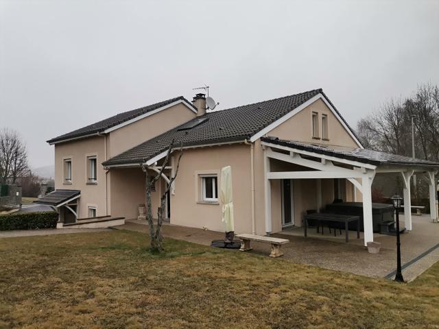 Maison 8 pièces 150 m²