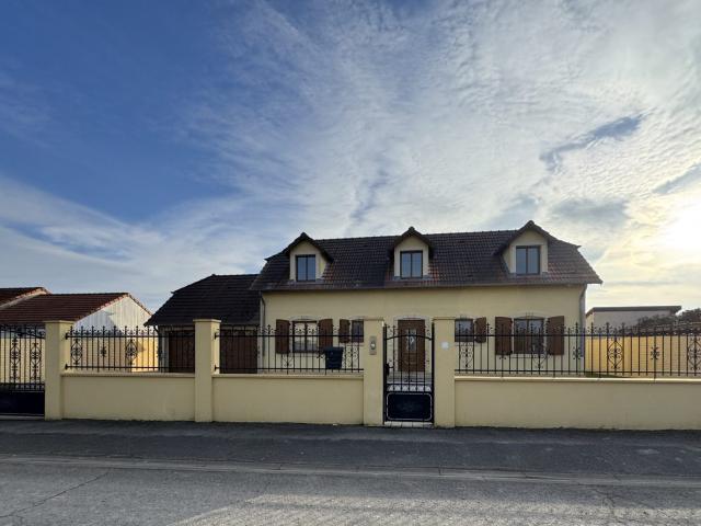 Maison 8 pièces 150 m²