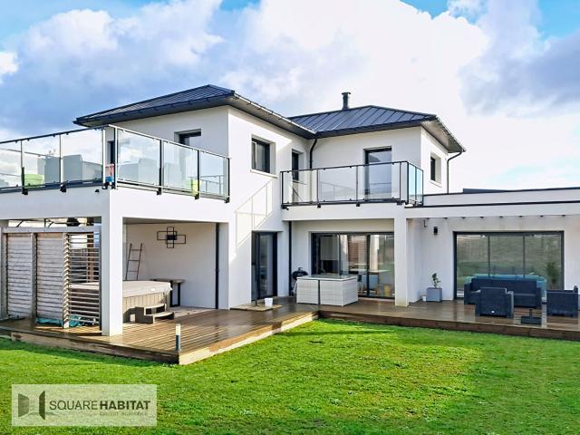 Maison 8 pièces 150 m²