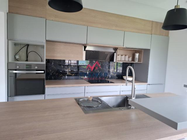 Maison 8 pièces 150 m²