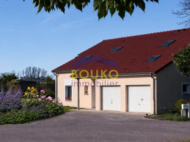 Maison 8 pièces 151 m²
