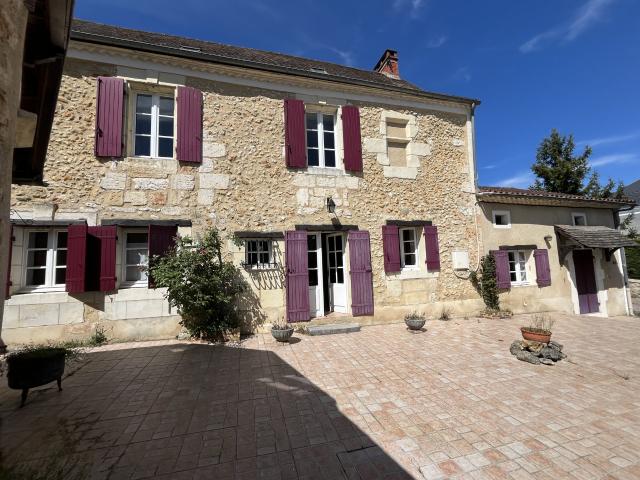 Maison 8 pièces 151 m²
