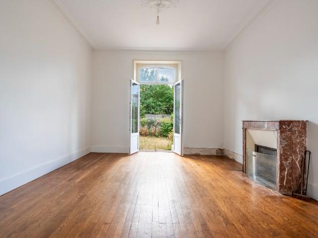 Maison 8 pièces 151 m²