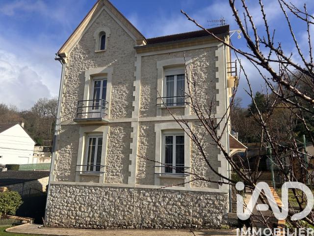 Maison 8 pièces 151 m²