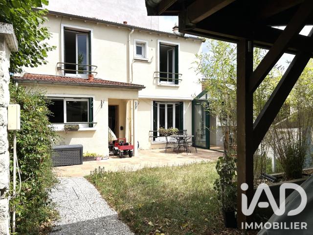 Maison 8 pièces 151 m²