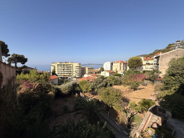 Maison 8 pièces 151 m²