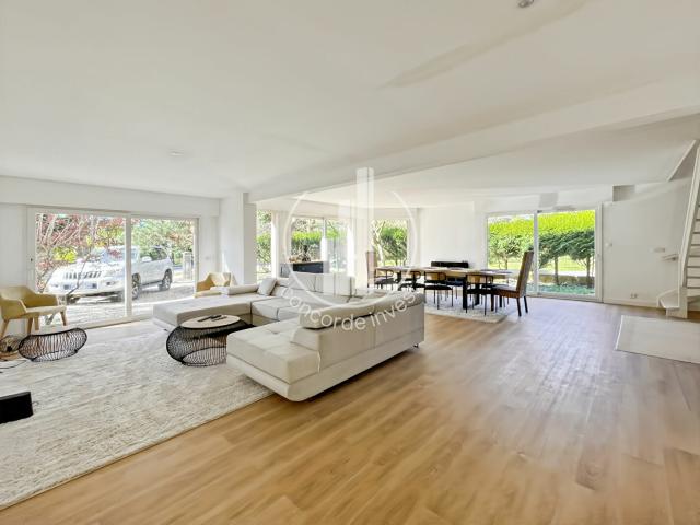 Maison 8 pièces 152 m²