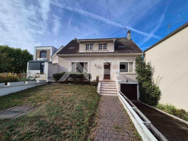 Maison 8 pièces 153 m²