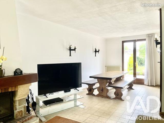 Maison 8 pièces 164 m²