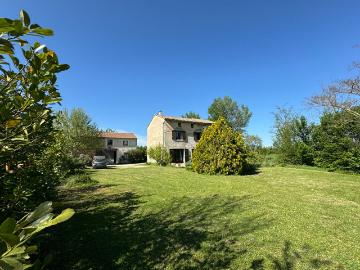 Maison 8 pièces 165 m²
