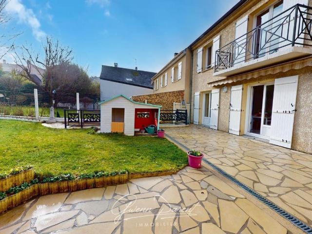 Maison 8 pièces 165 m²