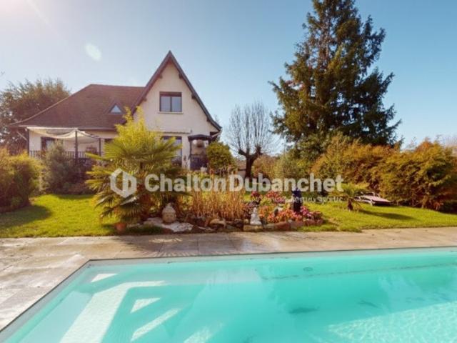Maison 8 pièces 165 m²