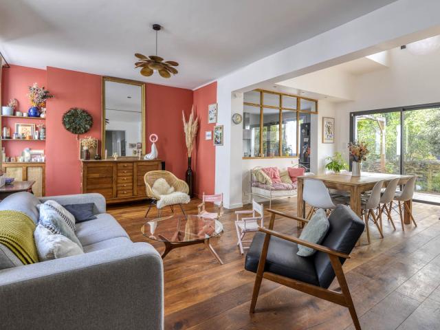 Maison 8 pièces 165 m²