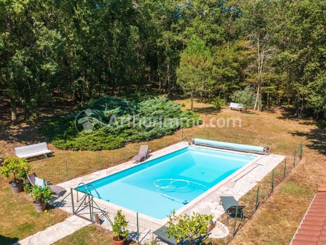Maison 8 pièces 165 m²