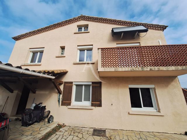 Maison 8 pièces 165 m²