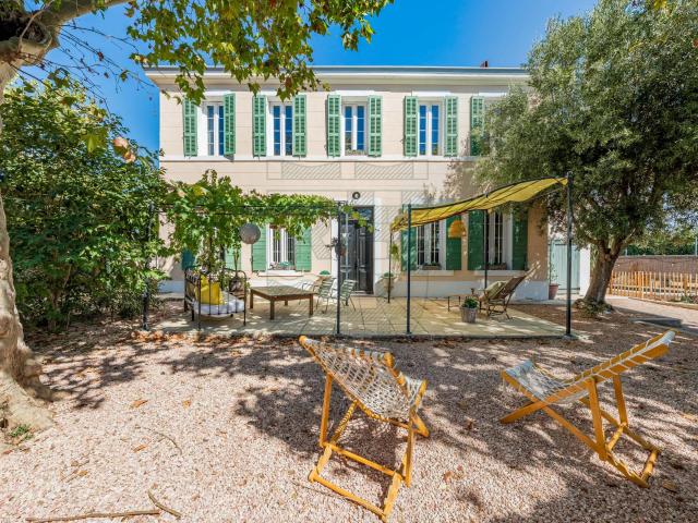 Maison 8 pièces 165 m²