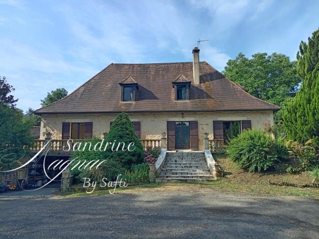 Maison 8 pièces 165 m²