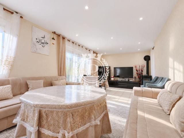 Maison 8 pièces 165 m²