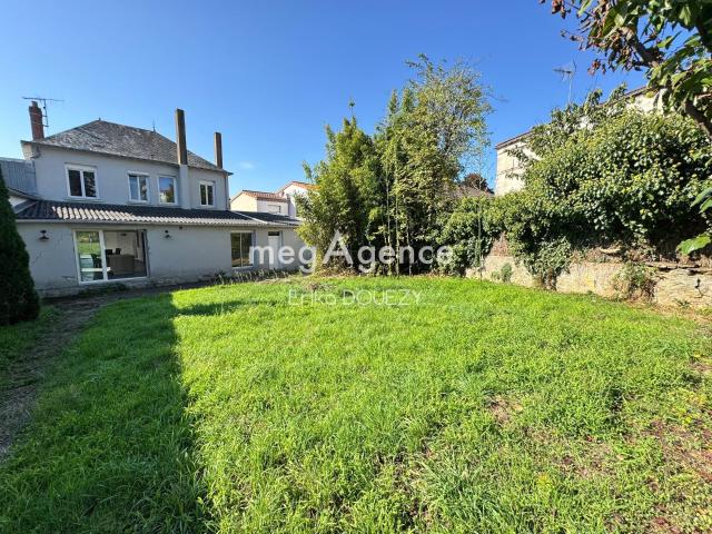 Maison 8 pièces 166 m²