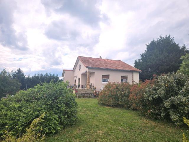 Maison 8 pièces 166 m²