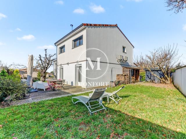Maison 8 pièces 166 m²