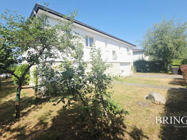 Maison 8 pièces 166 m²
