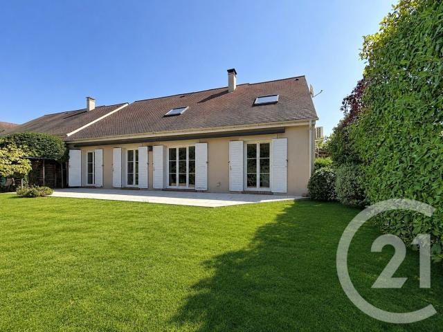 Maison 8 pièces 167 m²