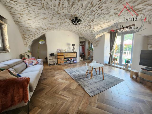 Maison 8 pièces 168 m²